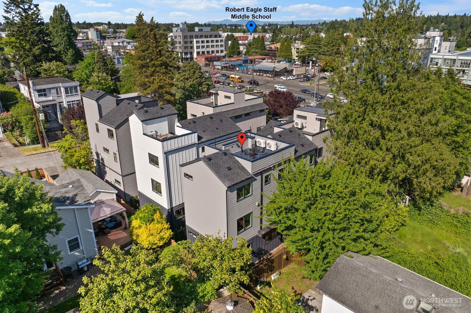 933 North 87th Street Seattle, WA 98103 - Photo 32 of 38