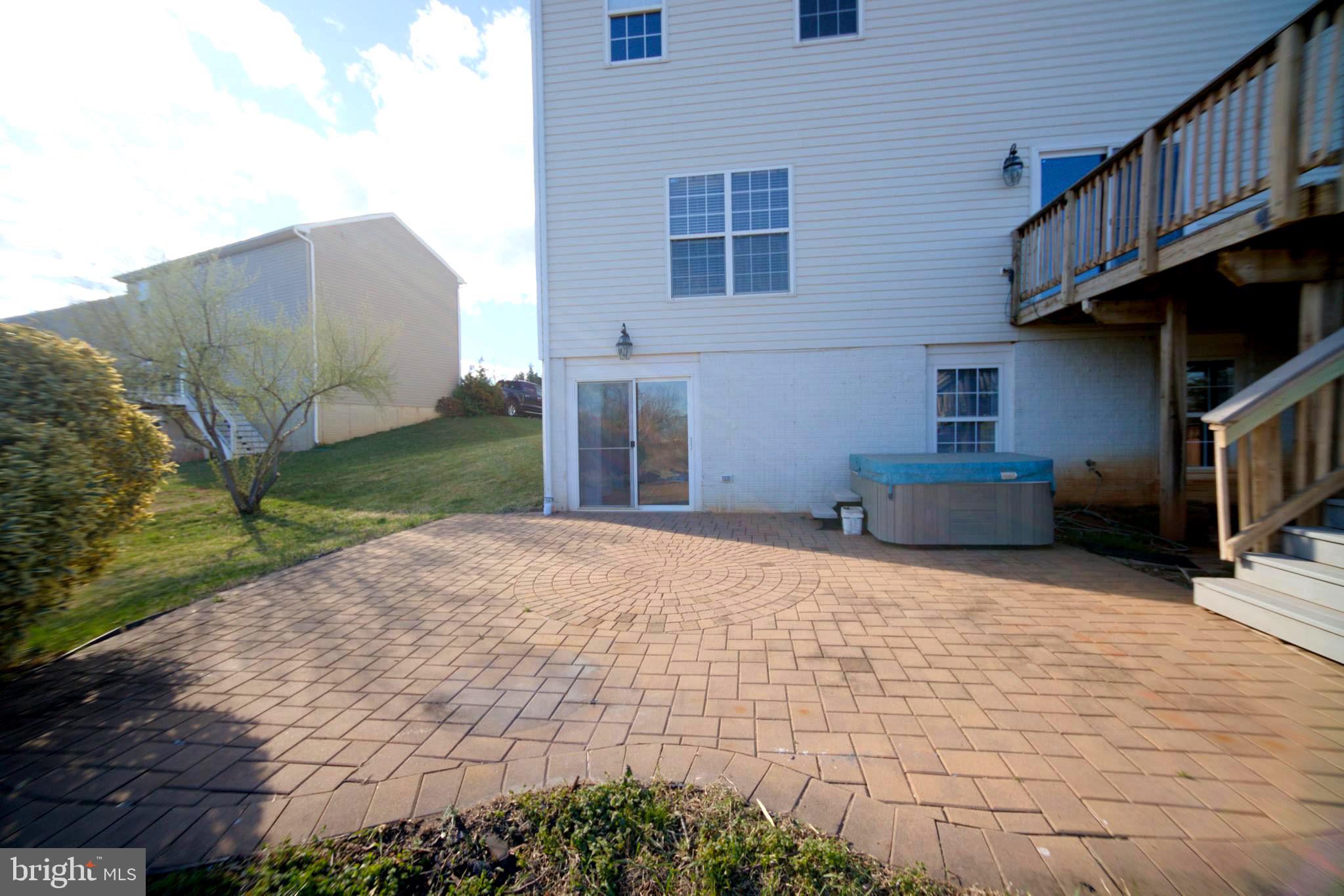 2443 Post Oak Drive Culpeper, VA 22701 - Photo 32 of 48 a backyard of a house