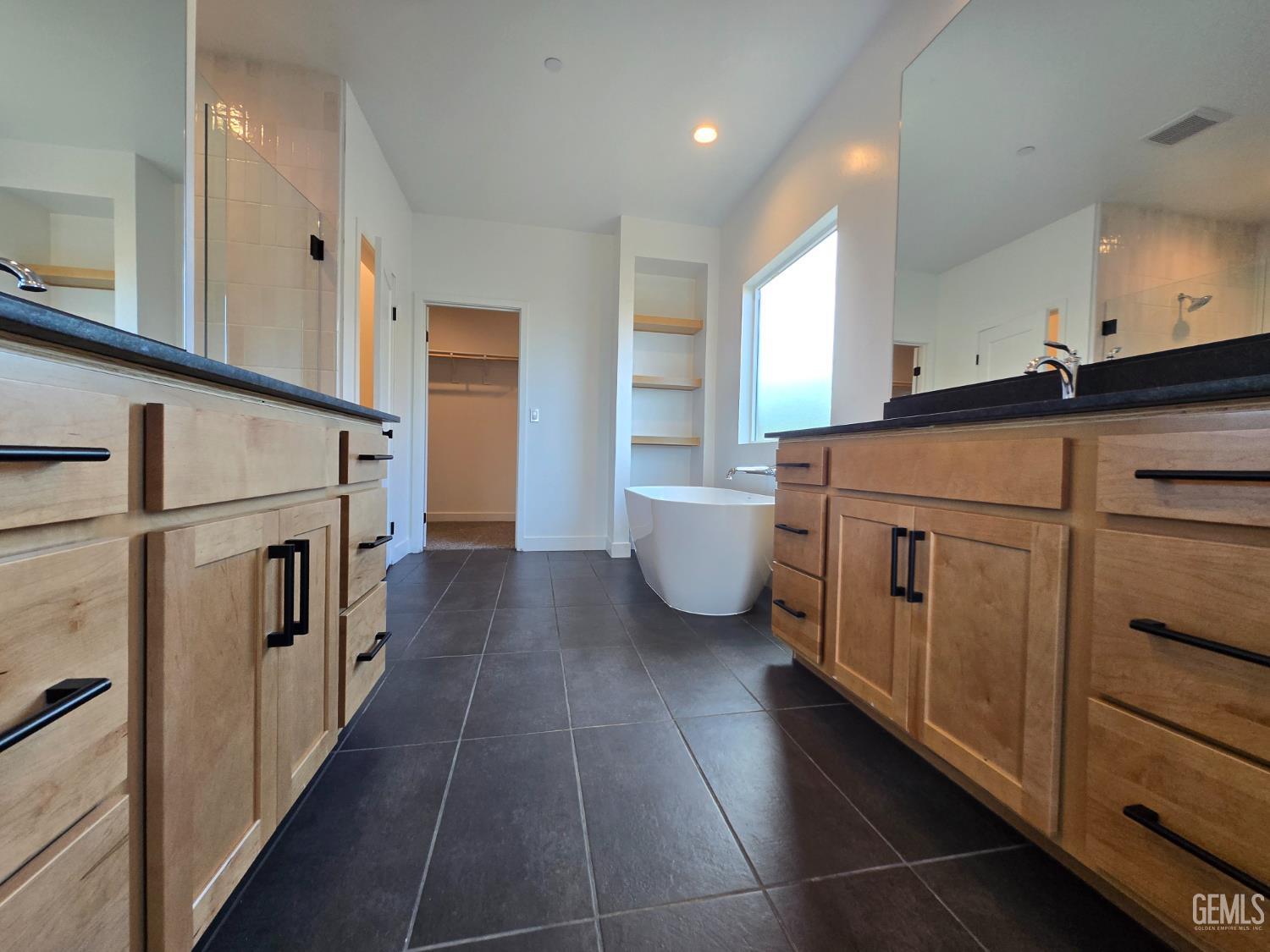 Undisclosed Address Bakersfield, CA 93306 - Photo 20 of 30