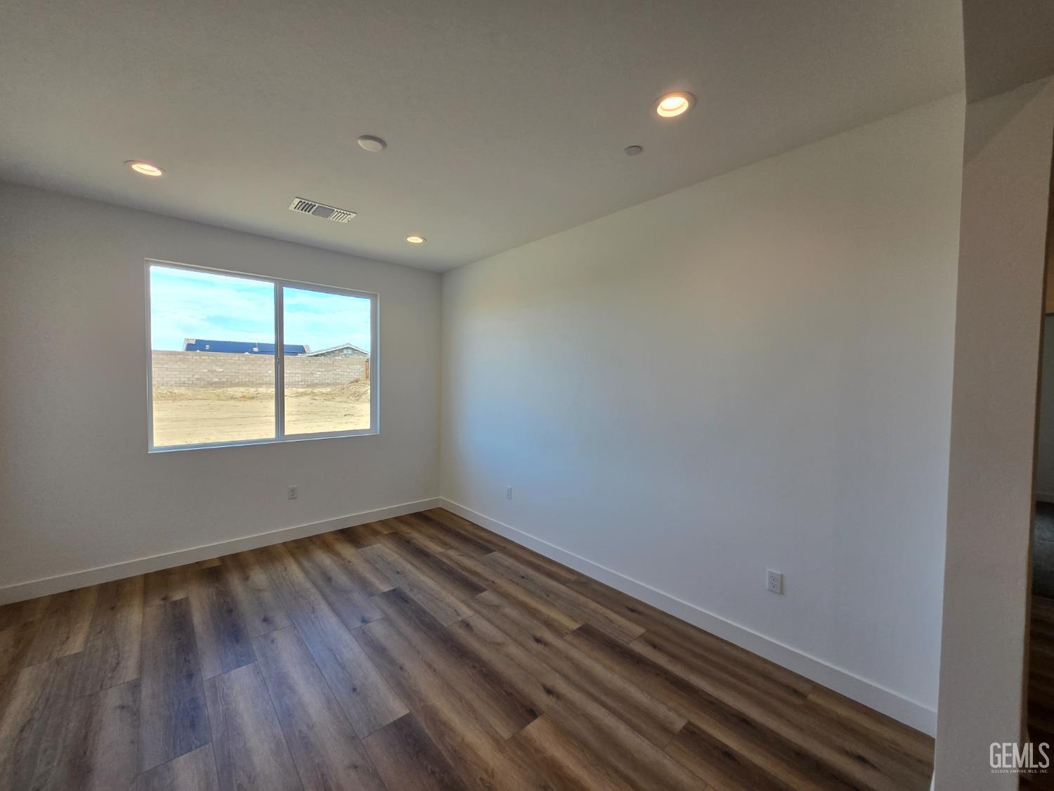 Undisclosed Address Bakersfield, CA 93306 - Photo 6 of 30