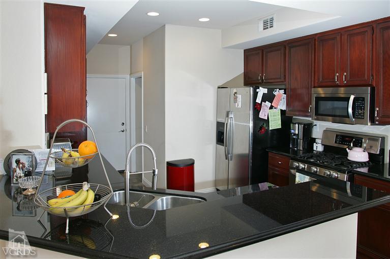 6124 Maple Court Simi Valley, CA 93063 - Photo 13 of 28 Additional Photo