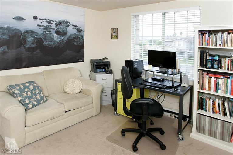 6124 Maple Court Simi Valley, CA 93063 - Photo 17 of 28 Additional Photo