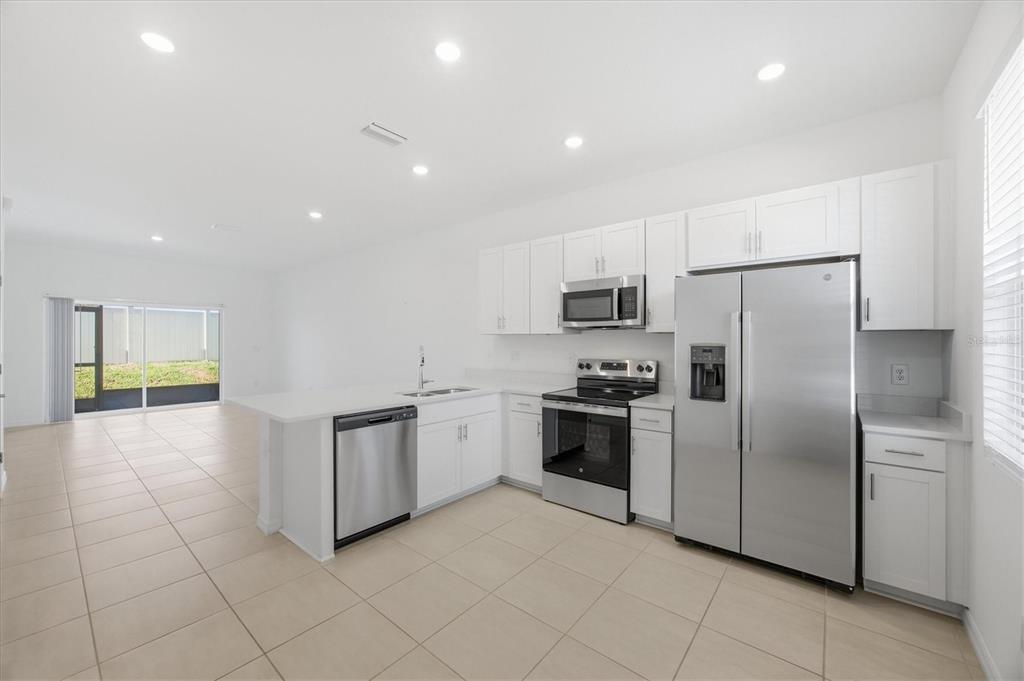 8757 Daybreak Street Sarasota, FL 34241 - Photo 13 of 41