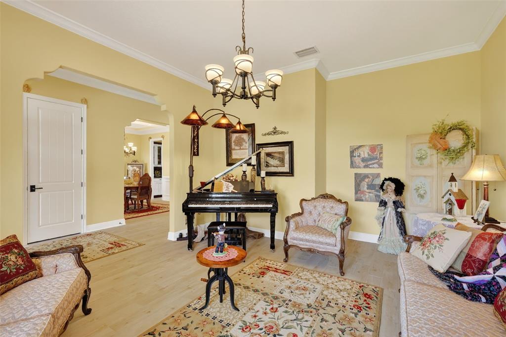 404 Long And Winding Road Howey-in-the-Hills, FL 34737 - Photo 11 of 68