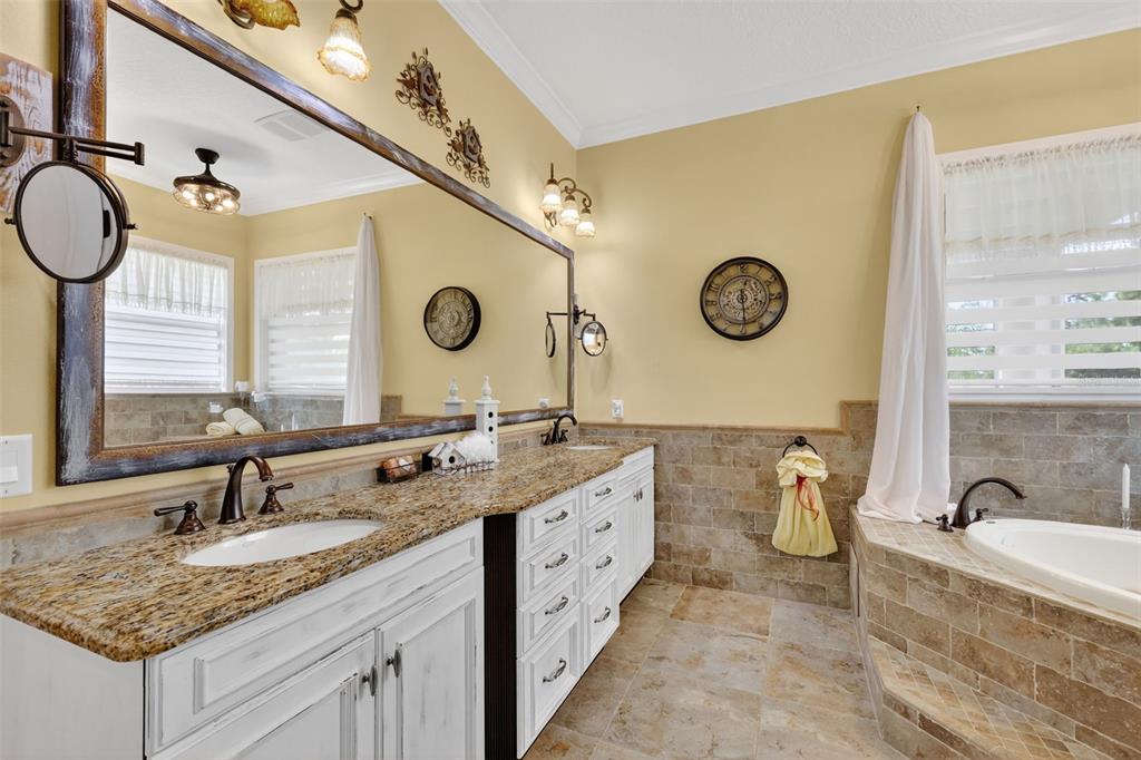 404 Long And Winding Road Howey-in-the-Hills, FL 34737 - Photo 31 of 68
