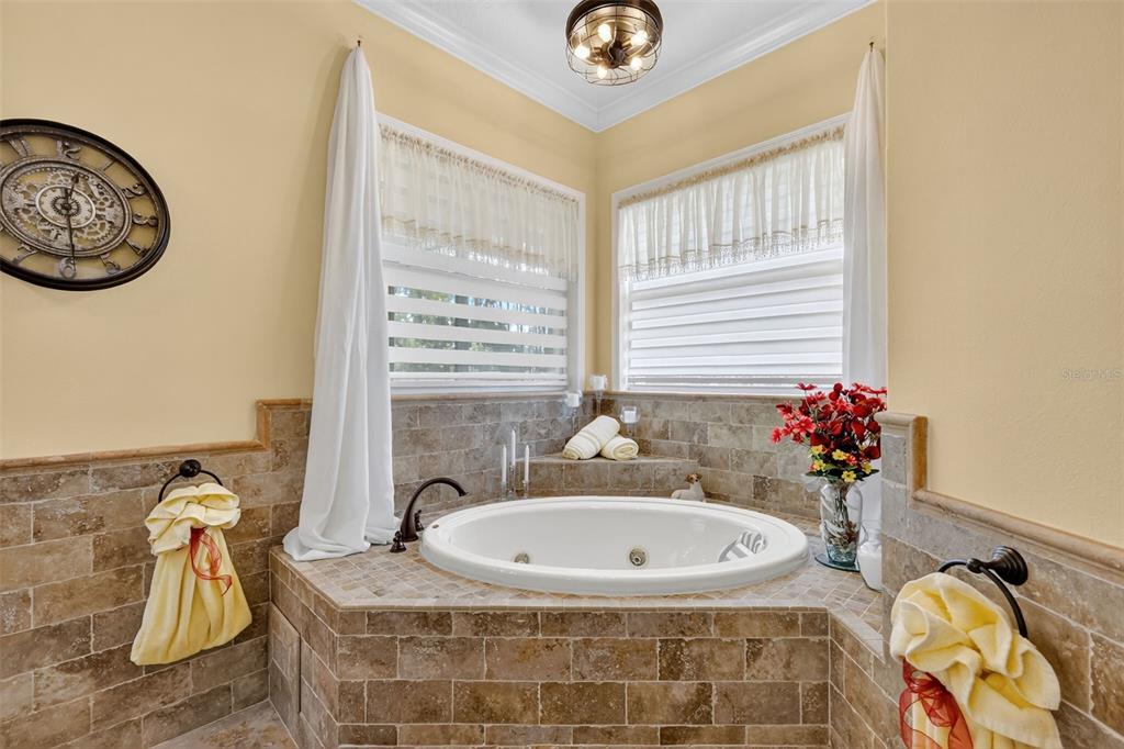 404 Long And Winding Road Howey-in-the-Hills, FL 34737 - Photo 33 of 68