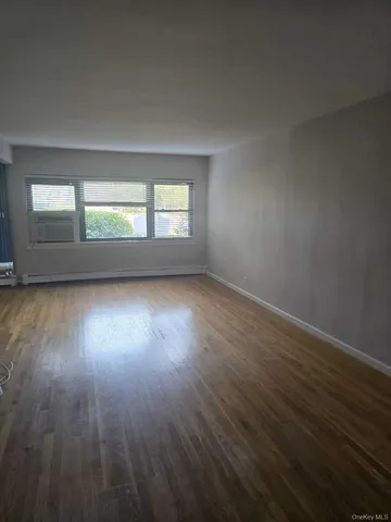 $314,000 | 5 Adelaide Street, Unit B2D1, Floral Park, NY 11001