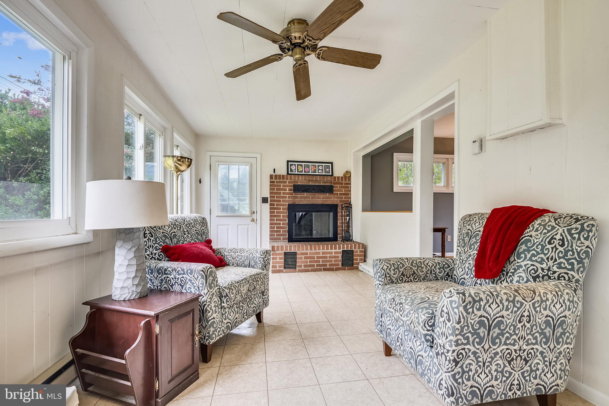 1009 Collwood Road Baltimore, MD 21228 - Photo 11 of 28 Addition w/Fireplace