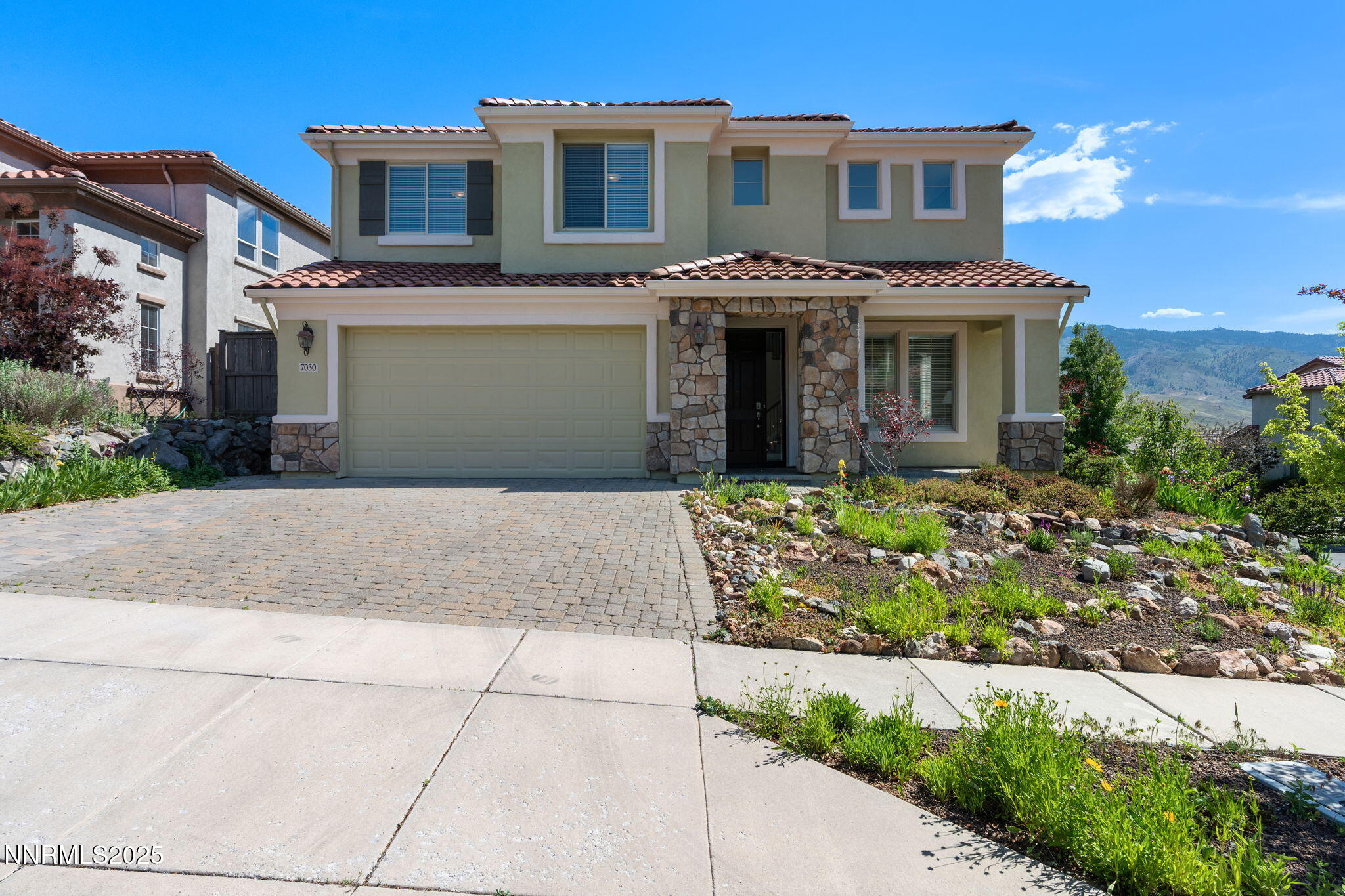 1-web-or-mls-DSC07846