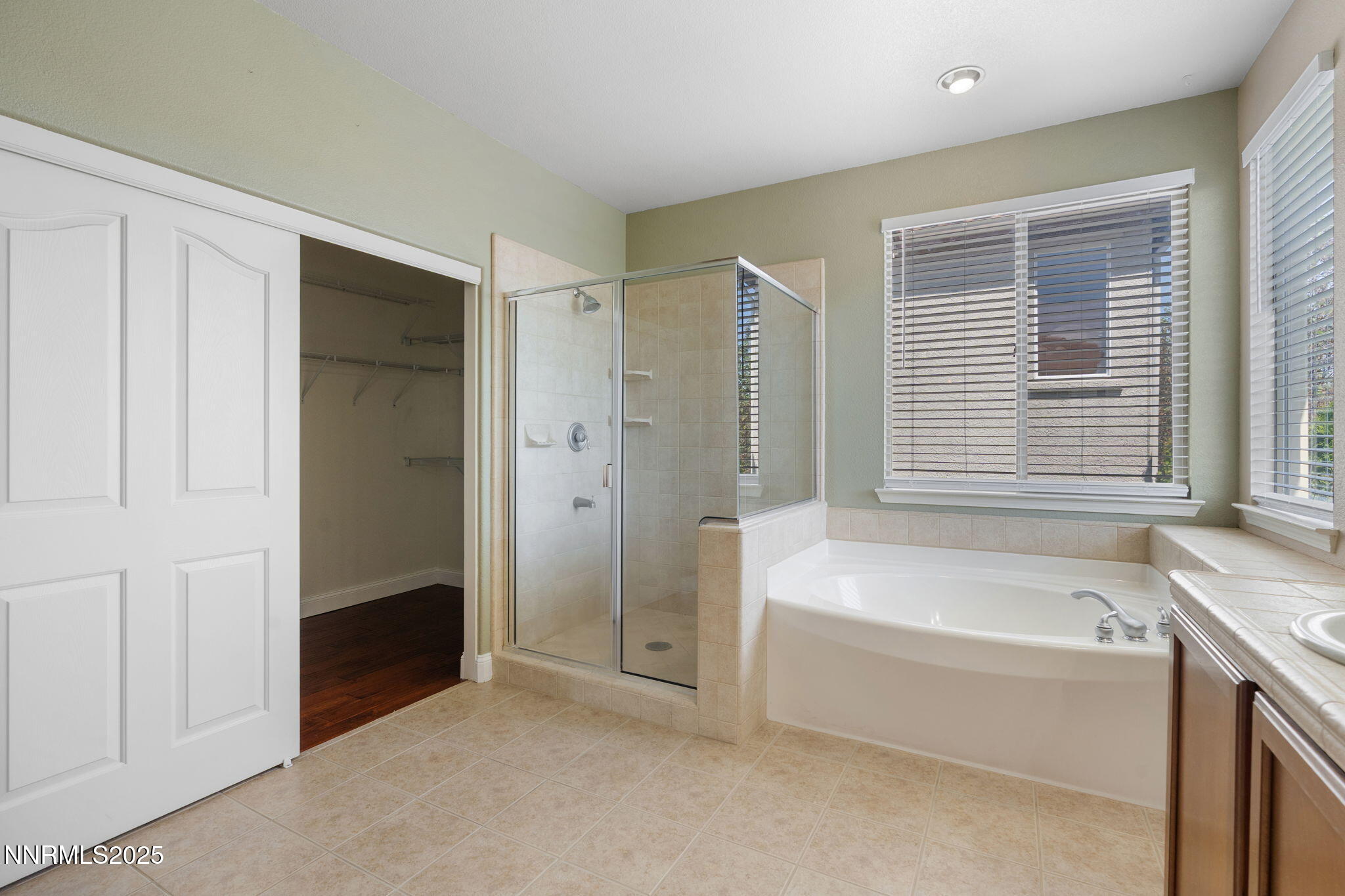 7030 Sterling Point Court Reno, NV 89523 - Photo 36 of 54 39-web-or-mls-DSC07796