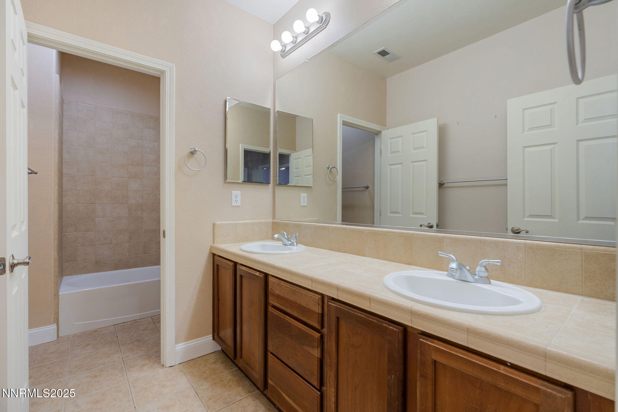 7030 Sterling Point Court Reno, NV 89523 - Photo 42 of 54 47-web-or-mls-DSC07726