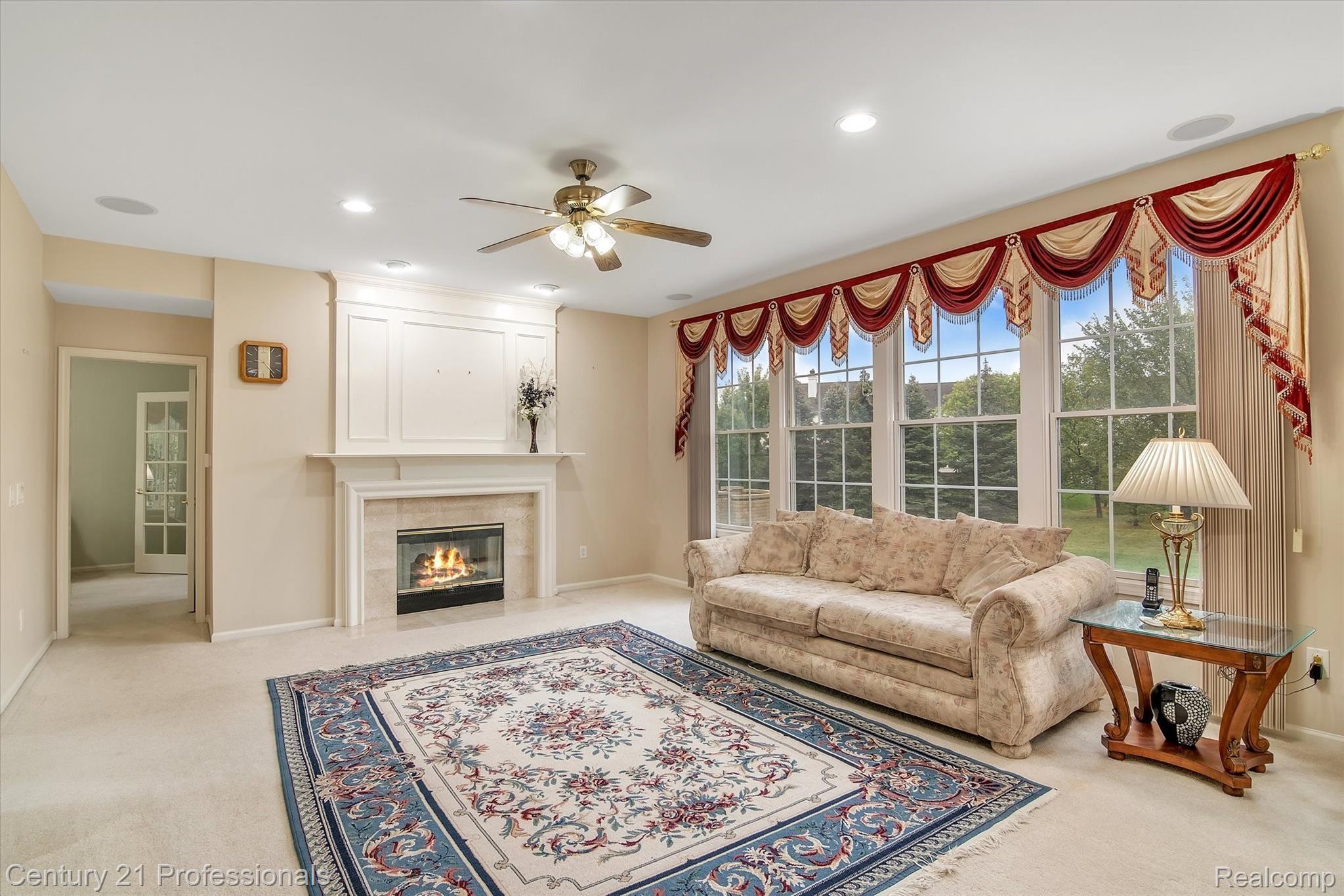 536 Bedlington Drive Rochester, MI 48307 - Photo 13 of 54 14-536 Bedlington Dr-Windowstill Real Estate Photography-15.jpg