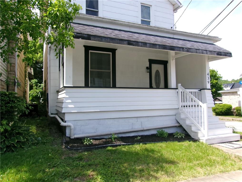 439 Longfellow Street Vandergrift, PA 15690 - Photo 2 of 49