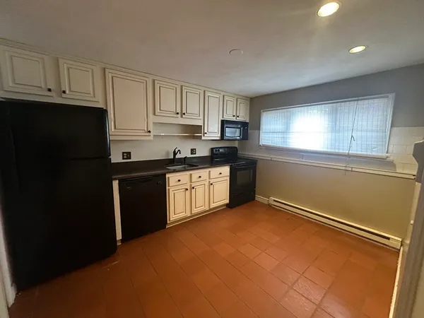 $2,500 | 87 Phelps Street, Unit 87, Marlborough, MA 01752