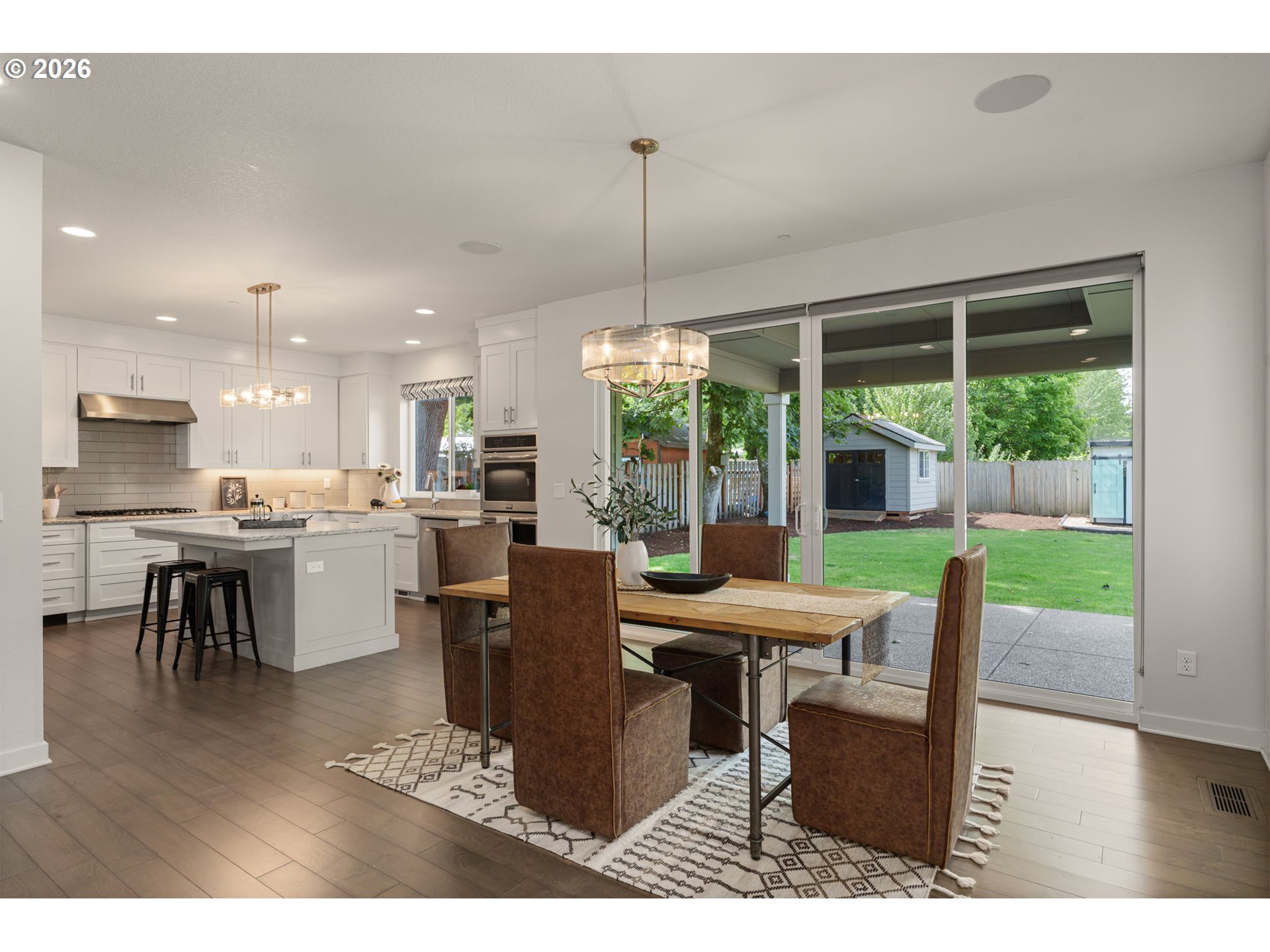 5540 Southwest Brugger Street Portland, OR 97219 - Photo 7 of 45