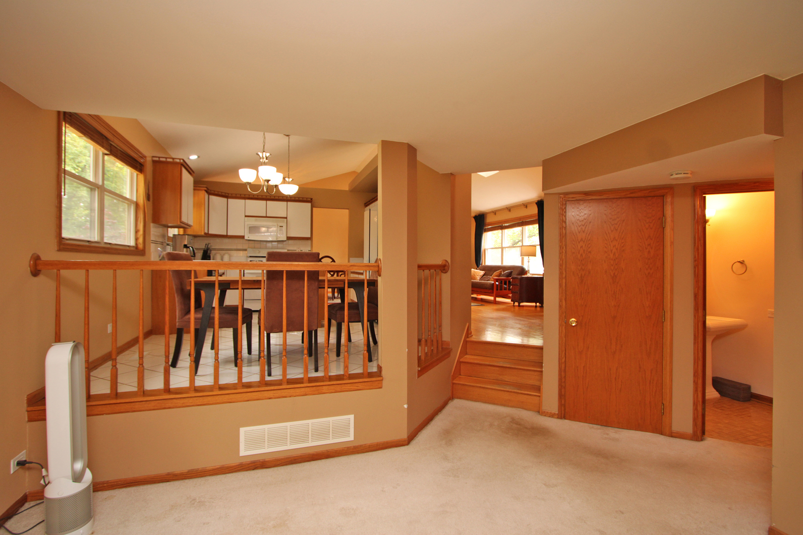 464 Farm Bridge Road Lake Zurich, IL 60047 - Photo 17 of 38