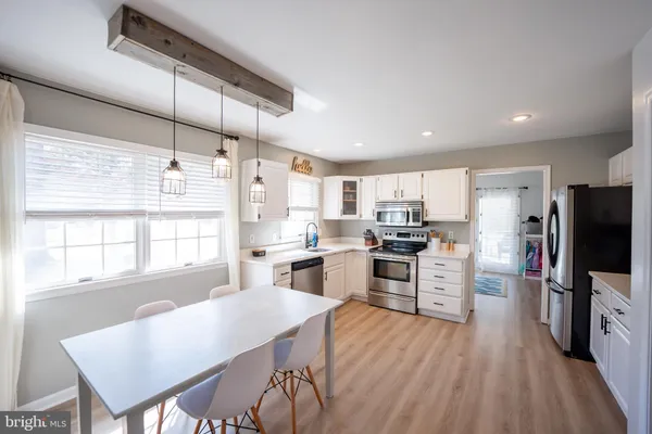 $427,400 | 1817 West Clear Lake Drive, Salisbury, MD 21804