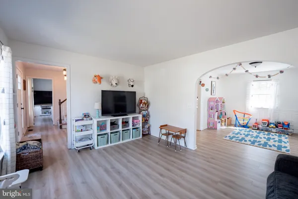 $427,400 | 1817 West Clear Lake Drive, Salisbury, MD 21804