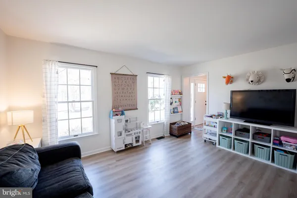 $427,400 | 1817 West Clear Lake Drive, Salisbury, MD 21804