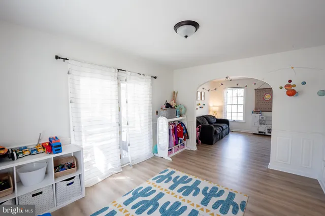 $427,400 | 1817 West Clear Lake Drive, Salisbury, MD 21804