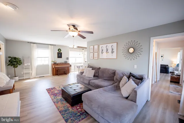 $427,400 | 1817 West Clear Lake Drive, Salisbury, MD 21804