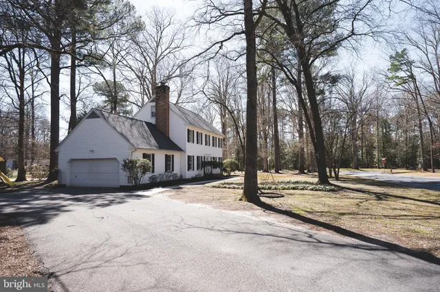 $427,400 | 1817 West Clear Lake Drive, Salisbury, MD 21804