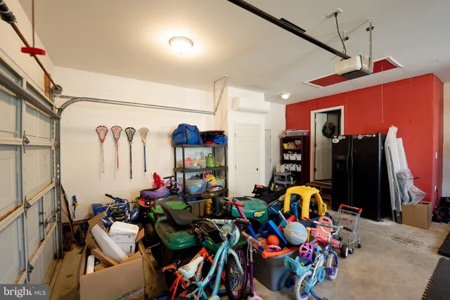 $427,400 | 1817 West Clear Lake Drive, Salisbury, MD 21804