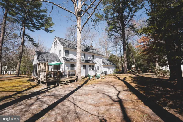 $427,400 | 1817 West Clear Lake Drive, Salisbury, MD 21804