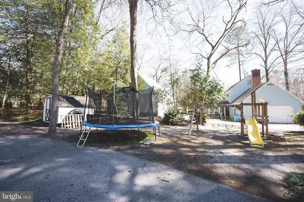 $427,400 | 1817 West Clear Lake Drive, Salisbury, MD 21804