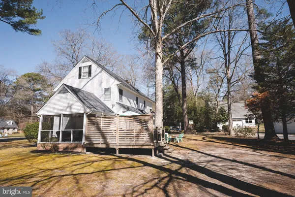 $427,400 | 1817 West Clear Lake Drive, Salisbury, MD 21804