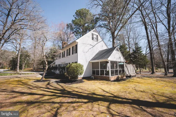 $427,400 | 1817 West Clear Lake Drive, Salisbury, MD 21804