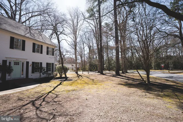 $427,400 | 1817 West Clear Lake Drive, Salisbury, MD 21804