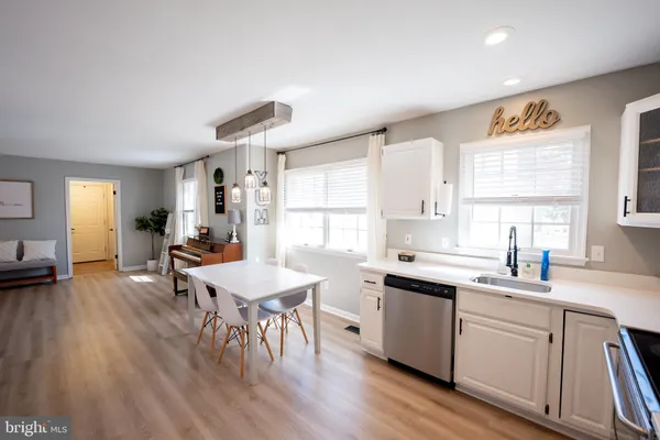 $427,400 | 1817 West Clear Lake Drive, Salisbury, MD 21804