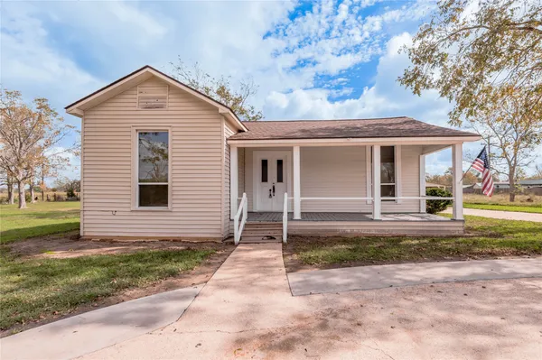$1,375 | 246 Fm 405, Huntsville, TX 77320