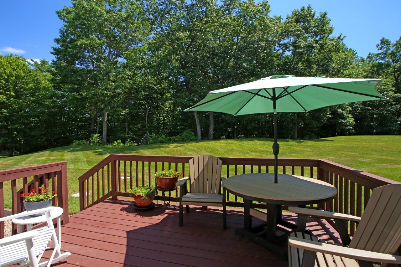 8 Royal Lane, Unit 22 Raymond, NH 03077 - Photo 51 of 60