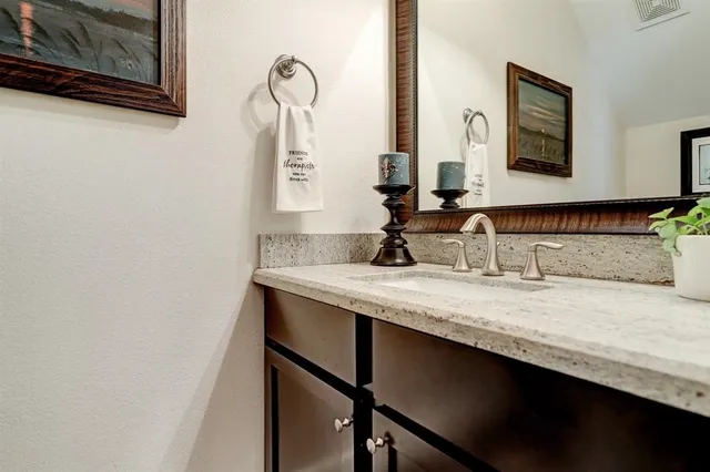 $3,400 | 5805 Larkin Street, Houston, TX 77007