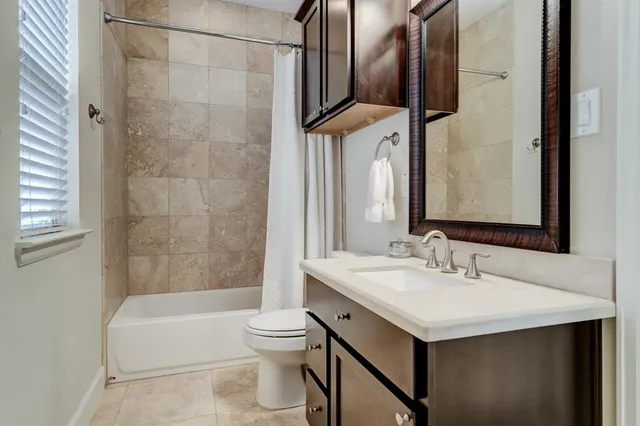 $3,400 | 5805 Larkin Street, Houston, TX 77007