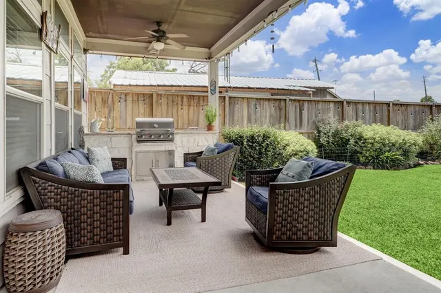 $3,400 | 5805 Larkin Street, Houston, TX 77007