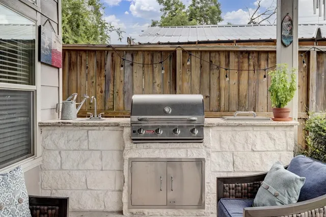 $3,400 | 5805 Larkin Street, Houston, TX 77007