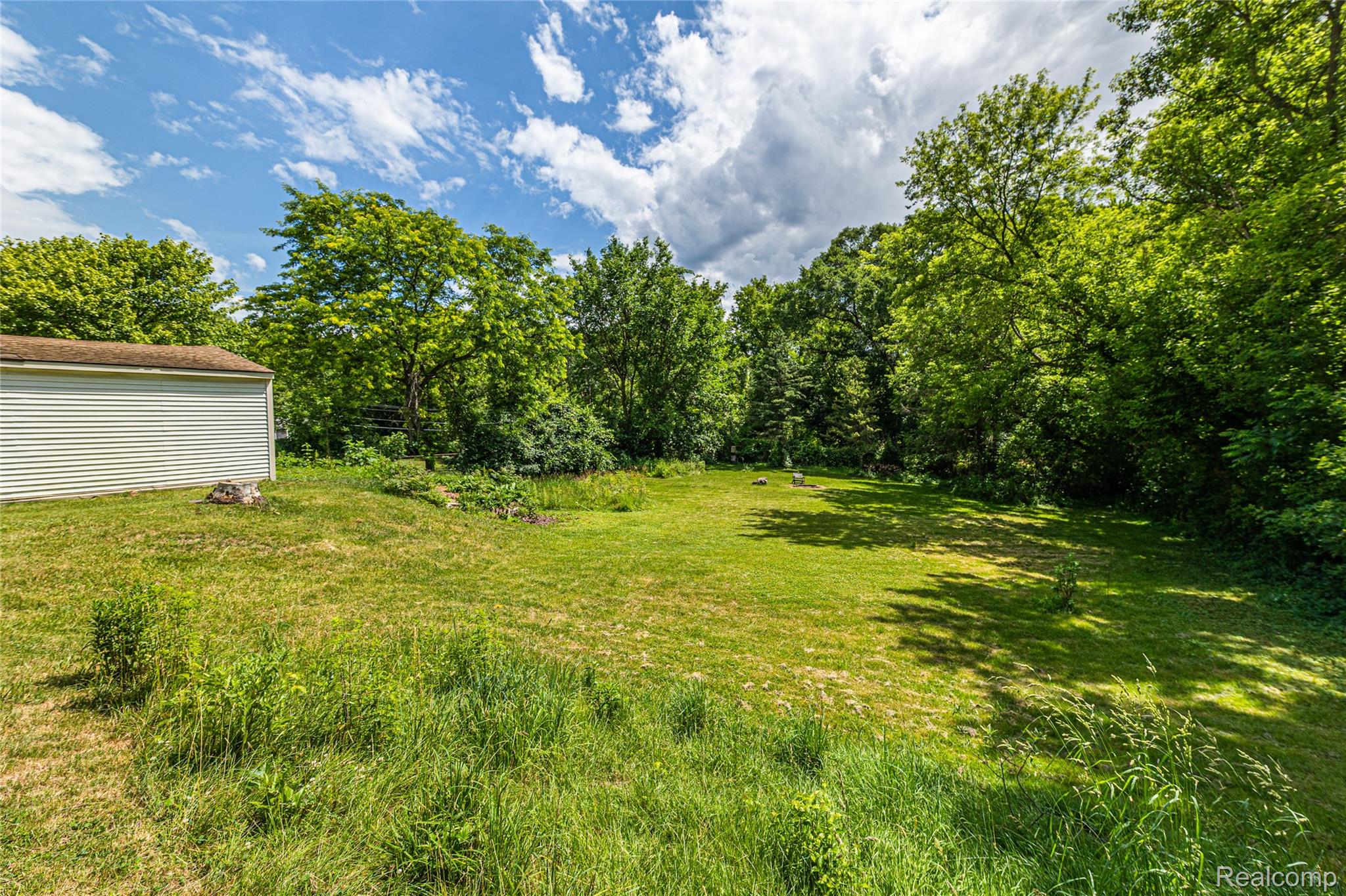 3139 Willet Avenue Rochester, MI 48309 - Photo 37 of 37 Fenced-in lot