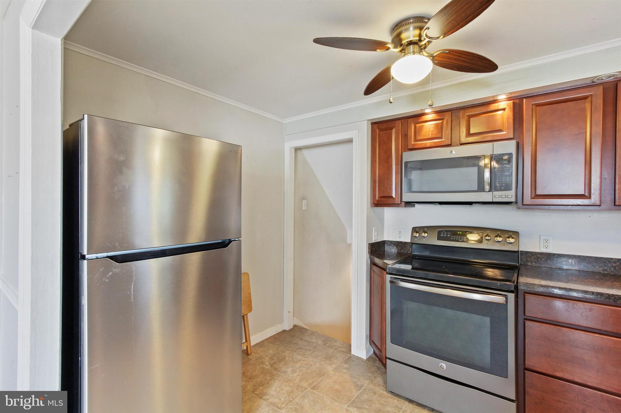 727 Priority Road York, PA 17404 - Photo 8 of 27 Gallery Image 8