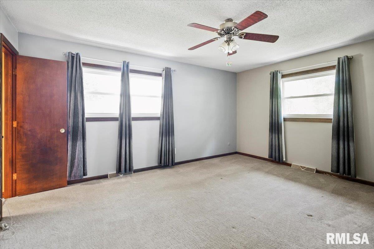 9 Red Oak Lane Springfield, IL 62712 - Photo 19 of 28
