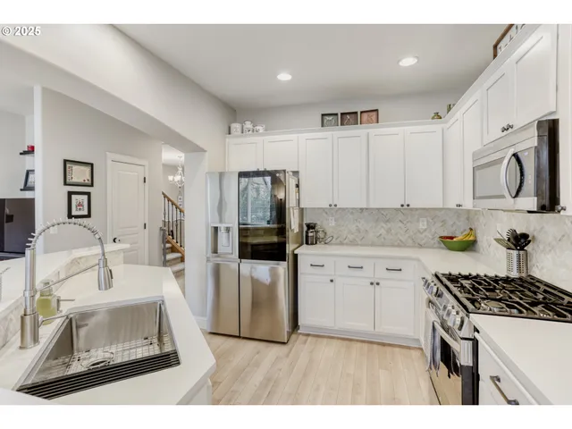 $619,000 | 821 North 27th Avenue, Cornelius, OR 97113