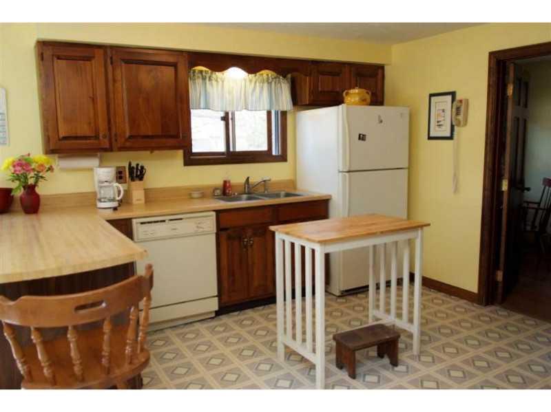 42 Mast Camp Road Waterboro, ME 04087 - Photo 2 of 29 Kitchen.