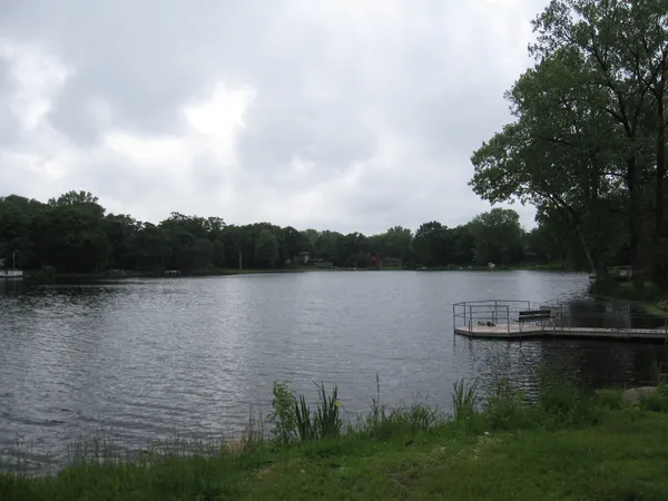$2,050 | 378 Council Trail, Lake In The Hills, IL 60156