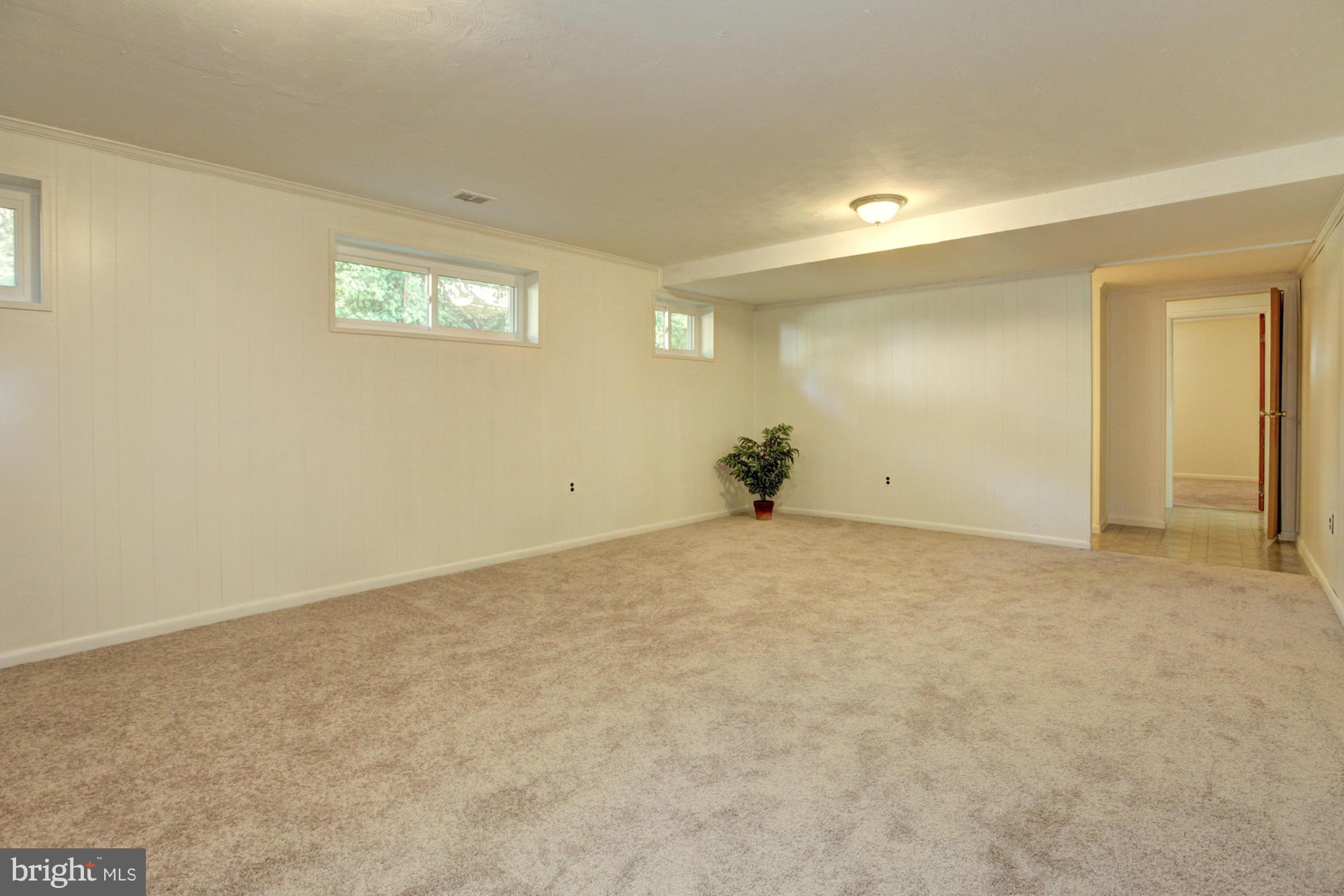 1118 Tiffany Road Silver Spring, MD 20904 - Photo 23 of 30 Family Room