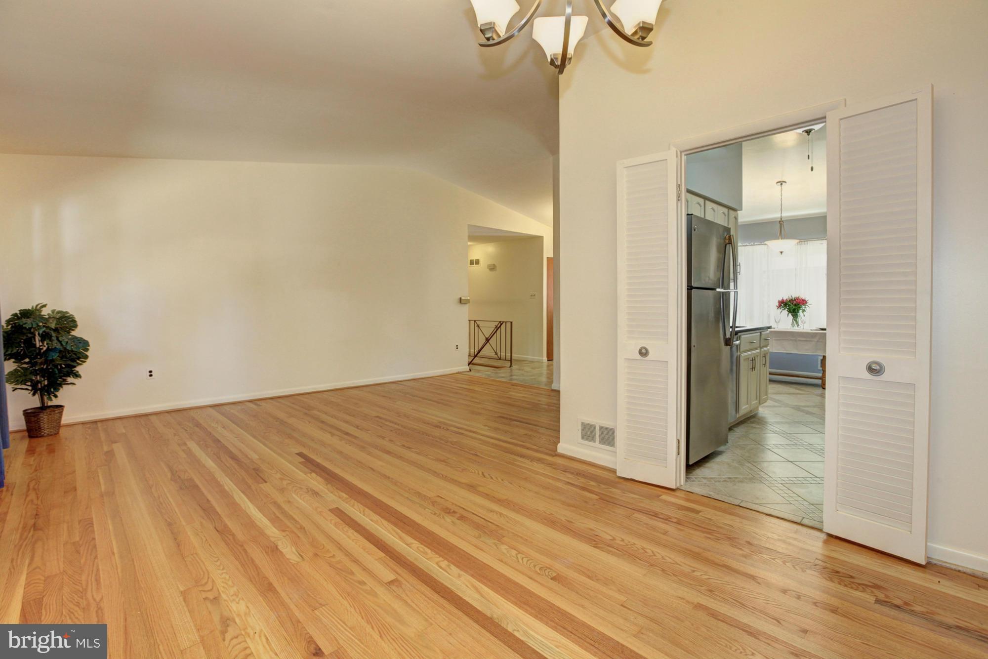 1118 Tiffany Road Silver Spring, MD 20904 - Photo 6 of 30 Living Room