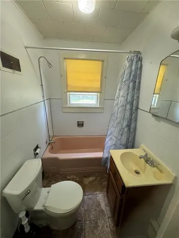 $139,900 | 303 North Cayuga Street, Frontenac, KS 66763