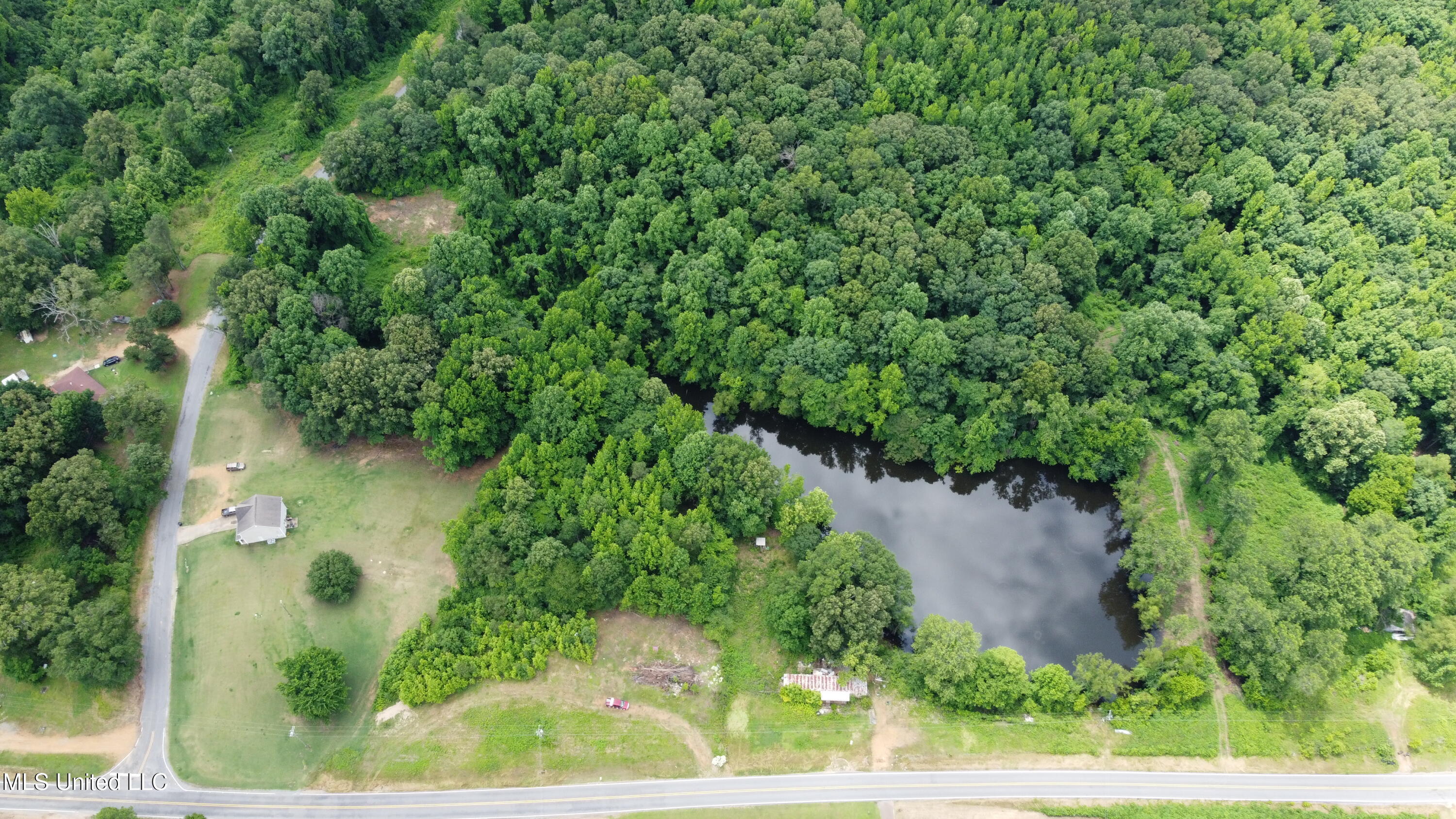 2065 Prichard Road Coldwater, MS 38618 - Photo 7 of 18 DJI_0036