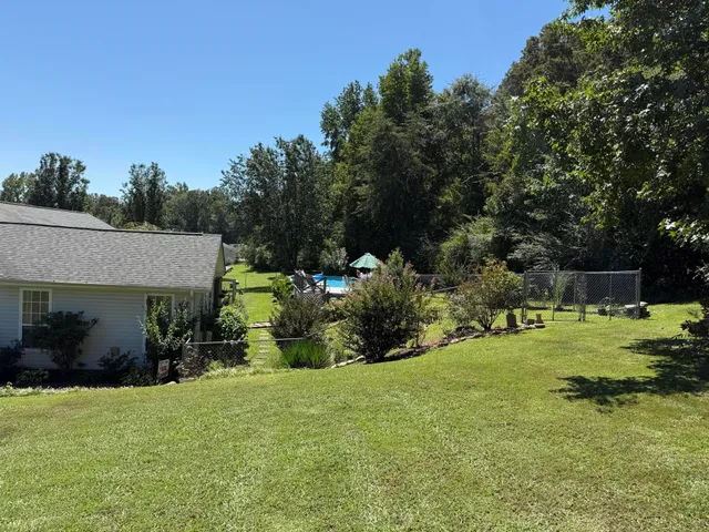 $385,000 | 425 Brandy Hills Drive, South Pittsburg, TN 37380